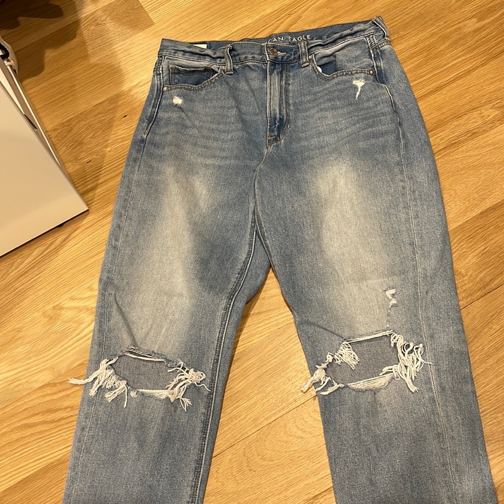 Sexiest Mom Jeans!